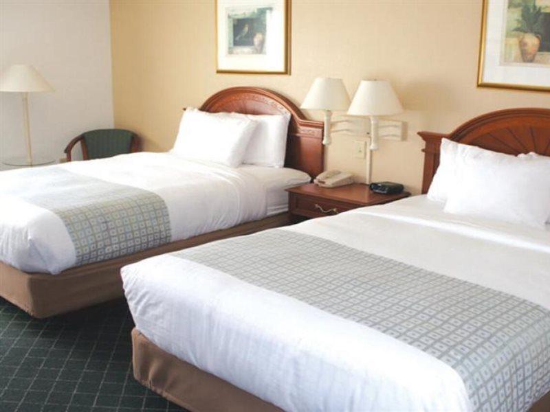 City Express By Marriott Duluth Esterno foto
